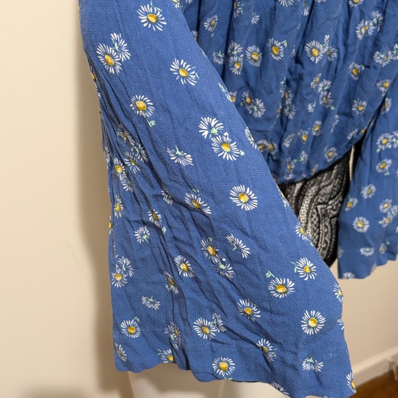 Free People Forties Feels Blue Floral Print Top Bell Sleeve Bodysuit Boho - Picture 9 of 15